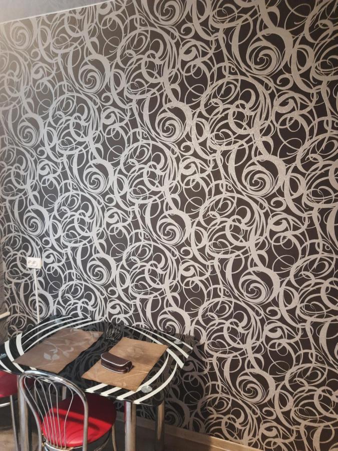 Apartment 2 Bed Rooms Near Aristokrat Zaporizhia Eksteriør bilde